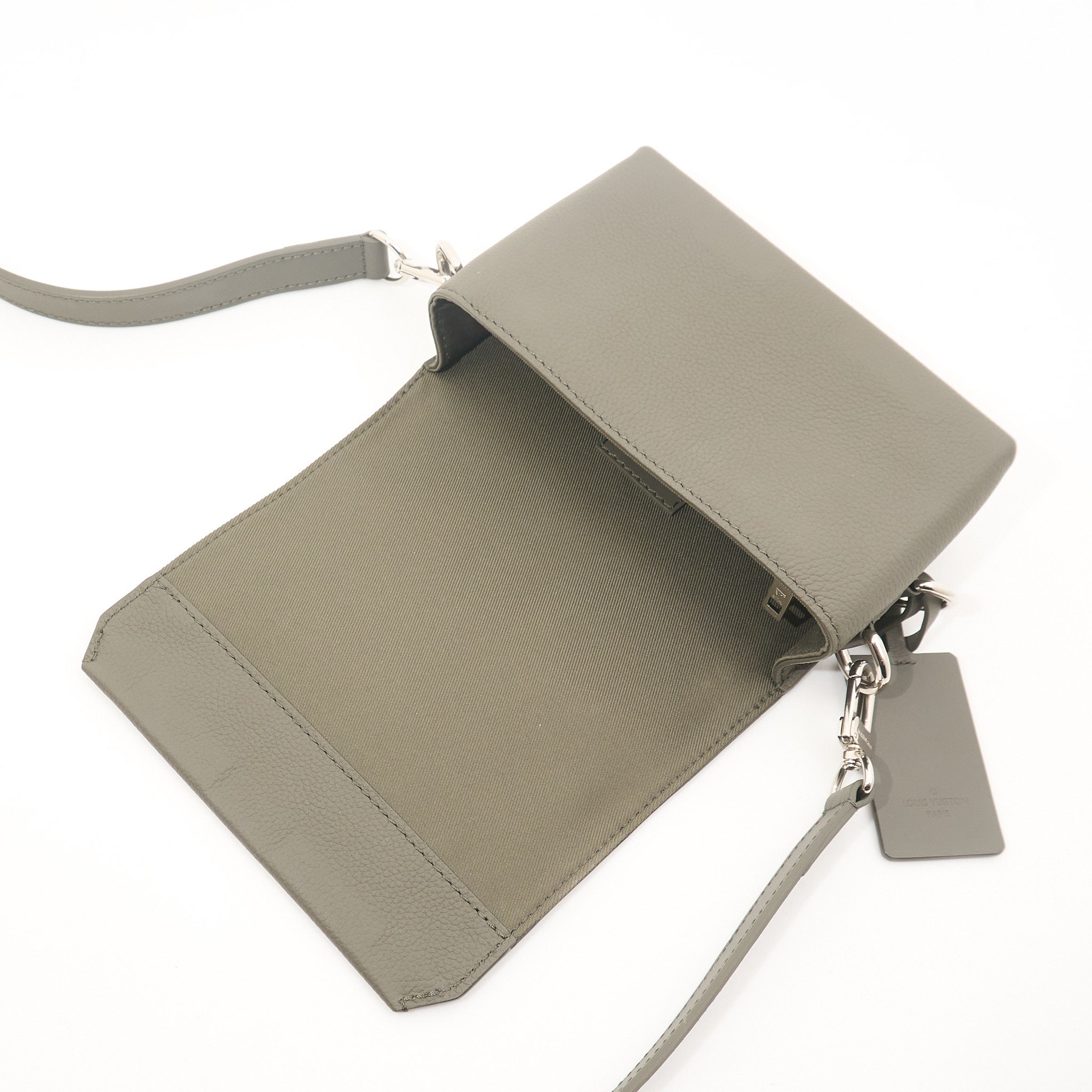 Louis Vuitton Fastline Wearable Wallet