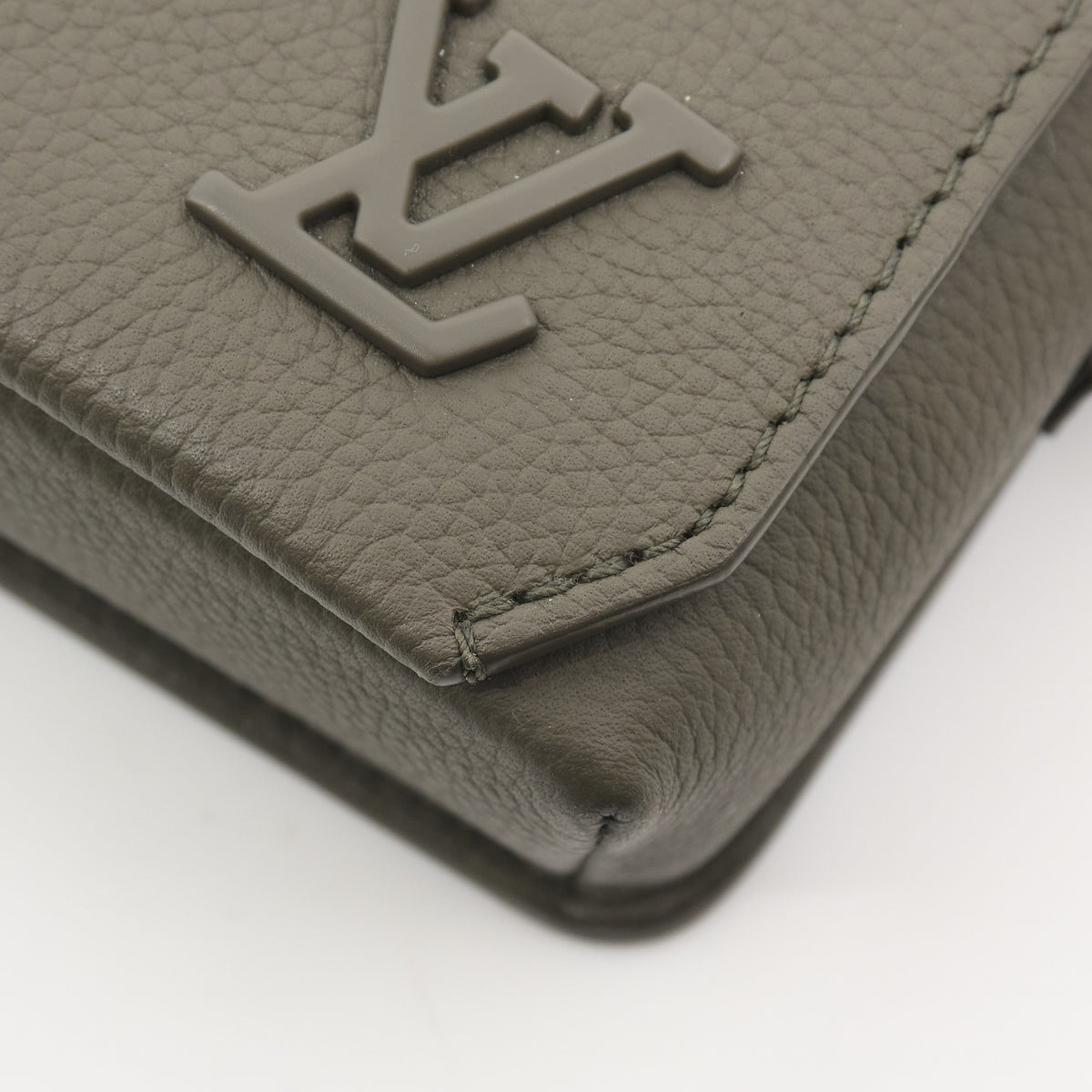 Louis Vuitton Fastline Wearable Wallet Crossbody Bag