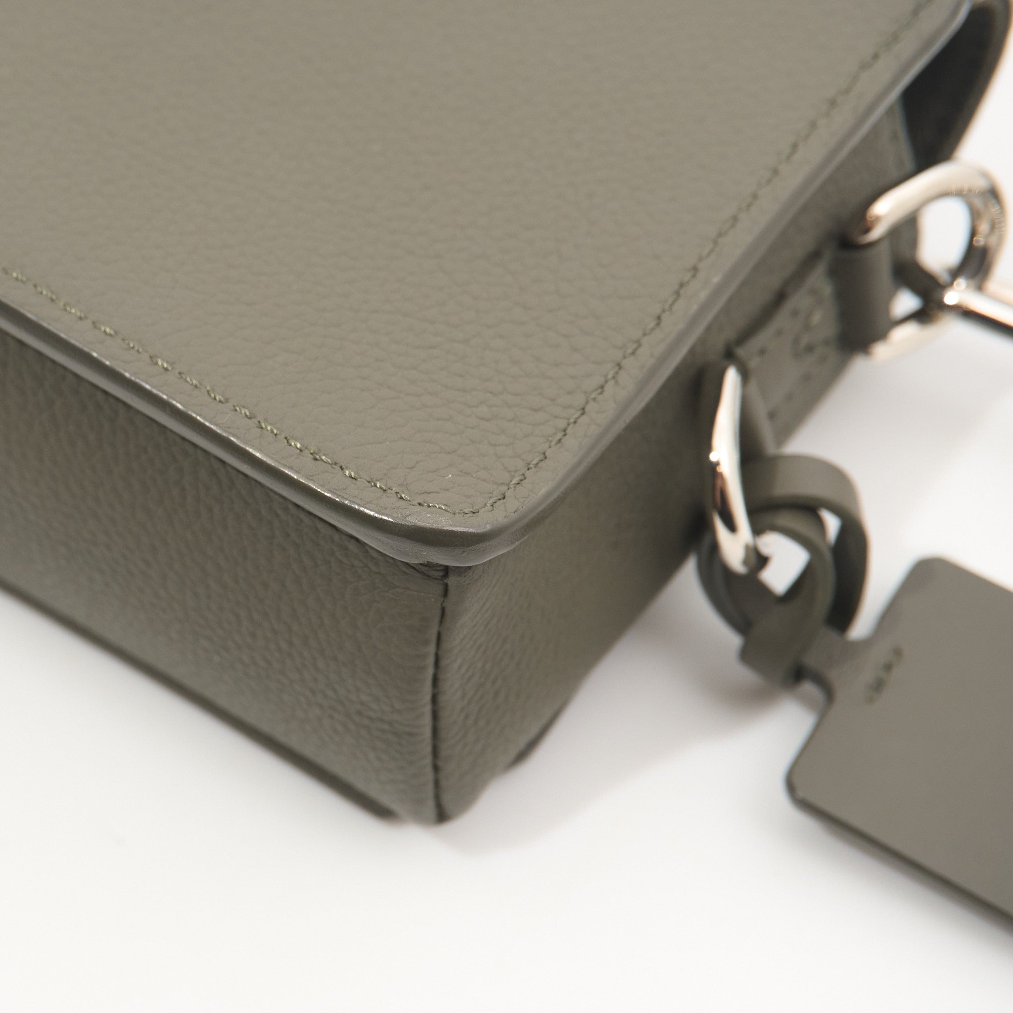 Louis Vuitton Fastline Wearable Wallet