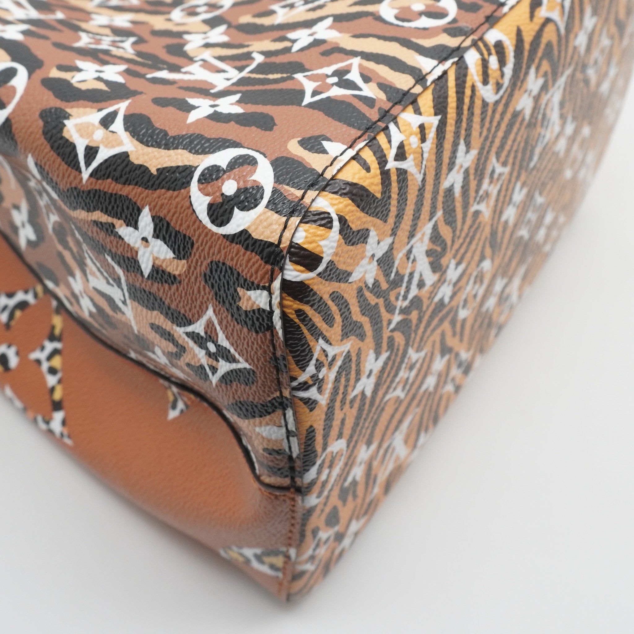 Louis Vuitton NeoNoe Monogram Jungle Bag