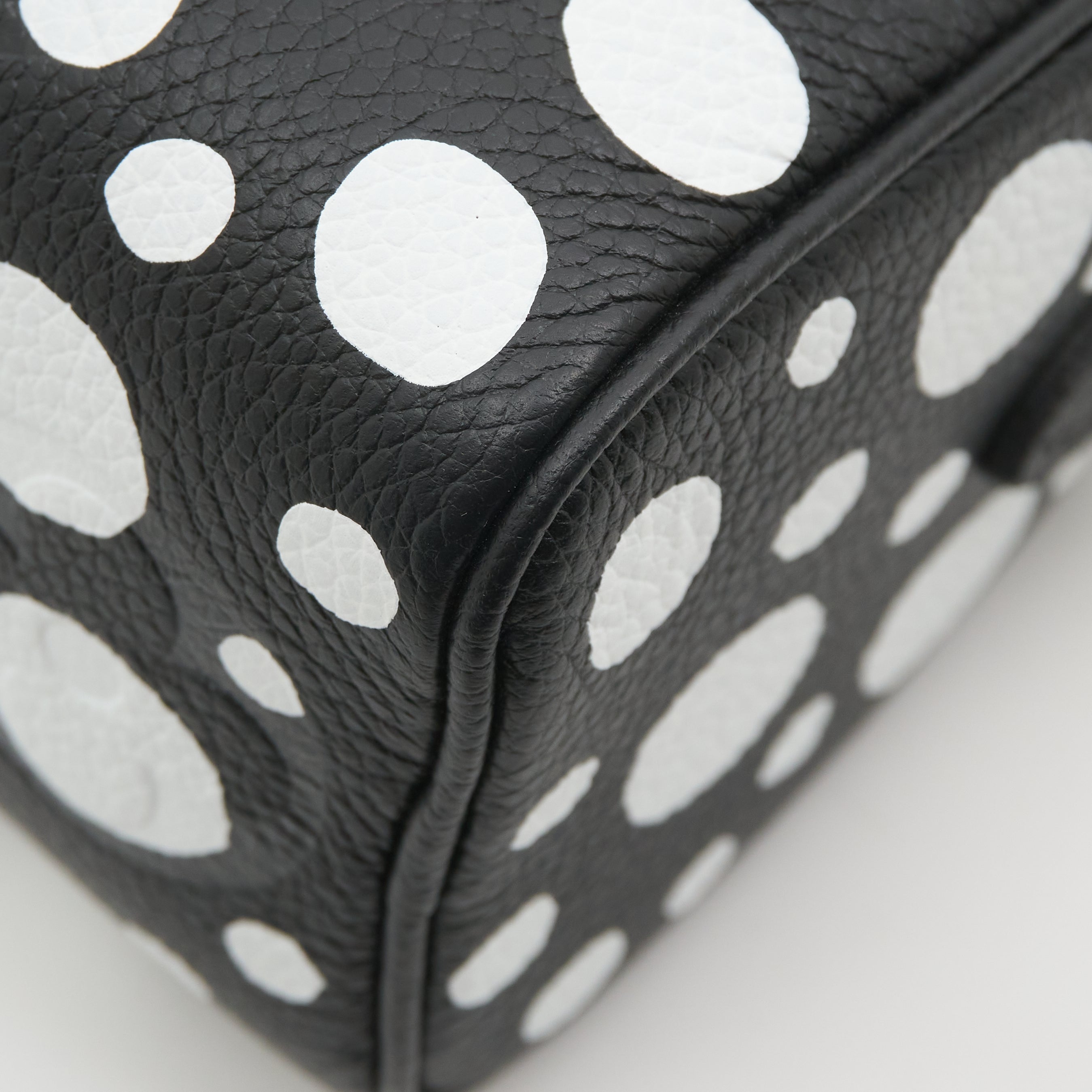 Louis Vuitton Kusama Speedy Nano