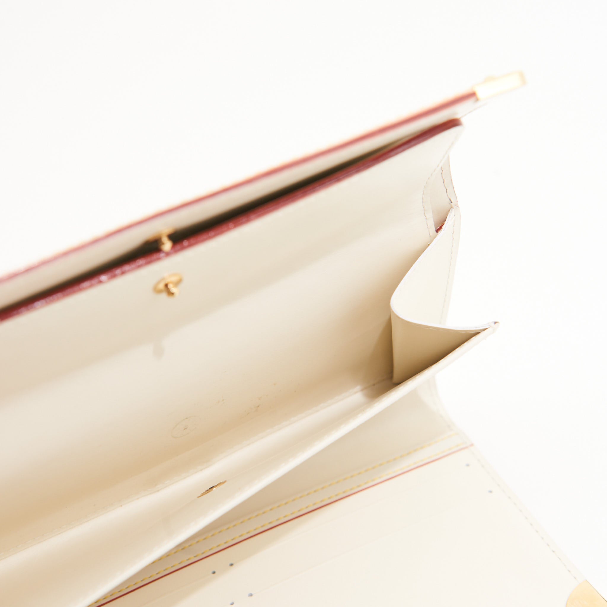 Louis Vuitton Leather Porte Tresor Trifold in Ivory