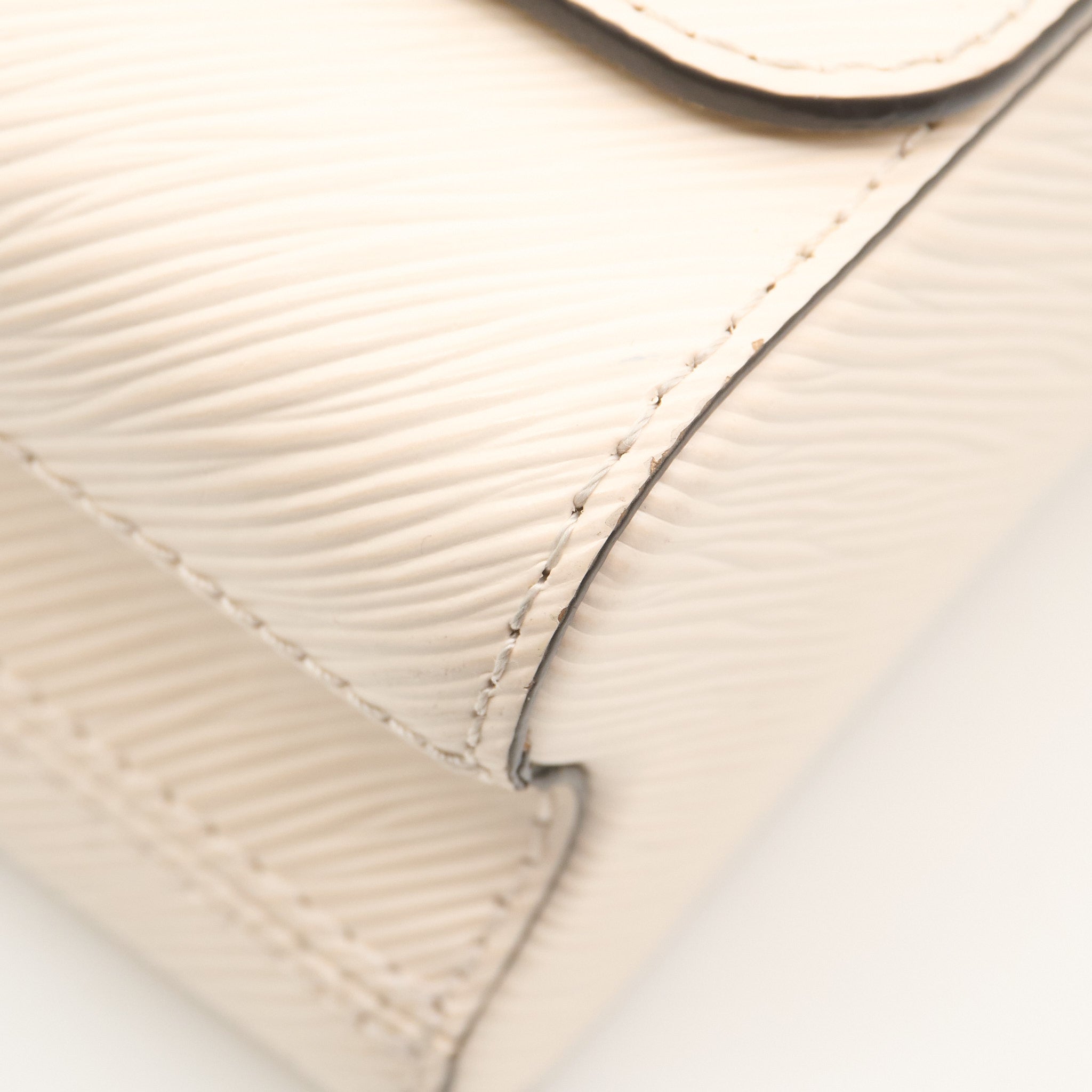 Louis Vuitton Twist MM Cream Bag