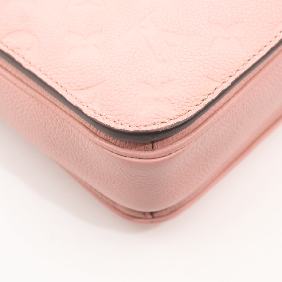 Louis Vuitton Pochette Metis Rose Poudre