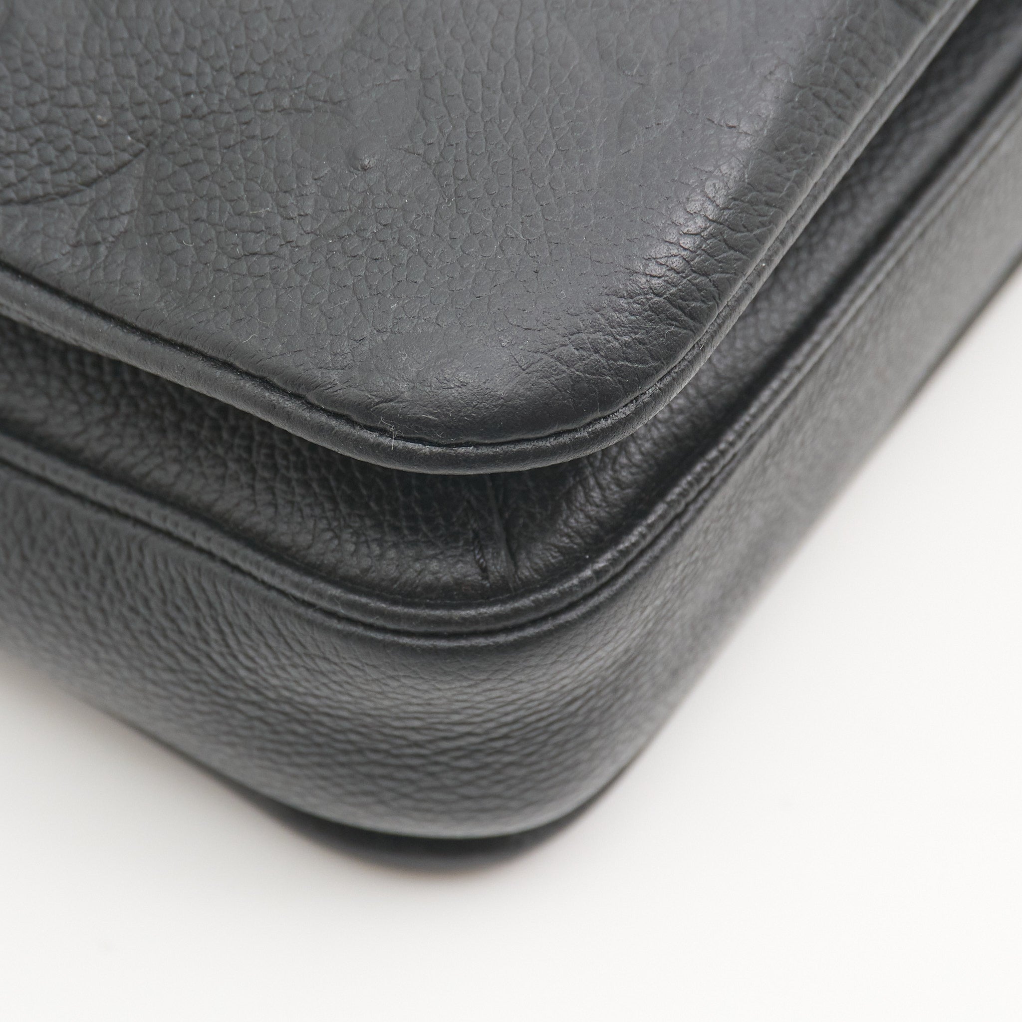 Louis Vuitton Pochette Metis Black Empreinte Leather Bag