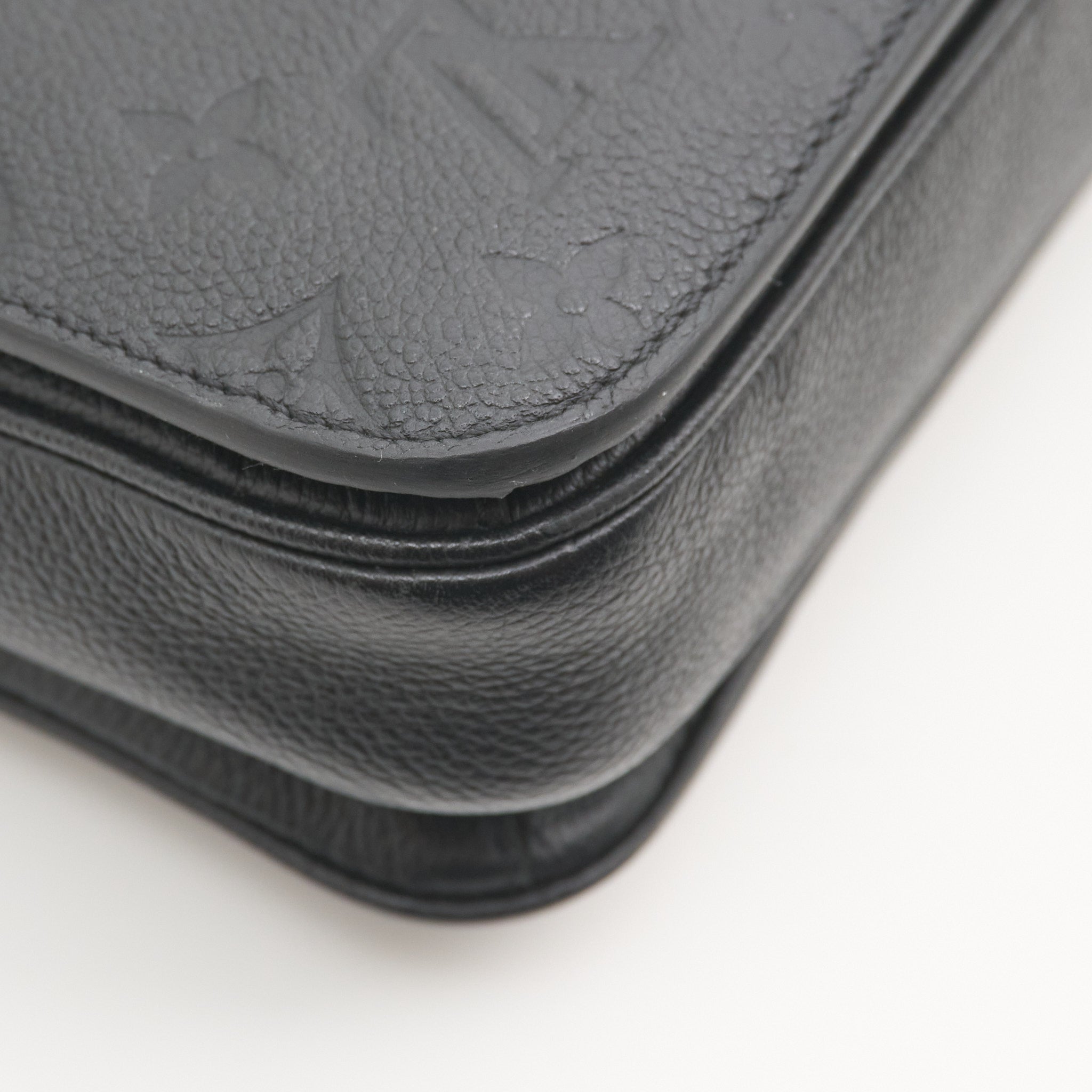 Louis Vuitton Pochette Metis Black Empreinte Leather Bag