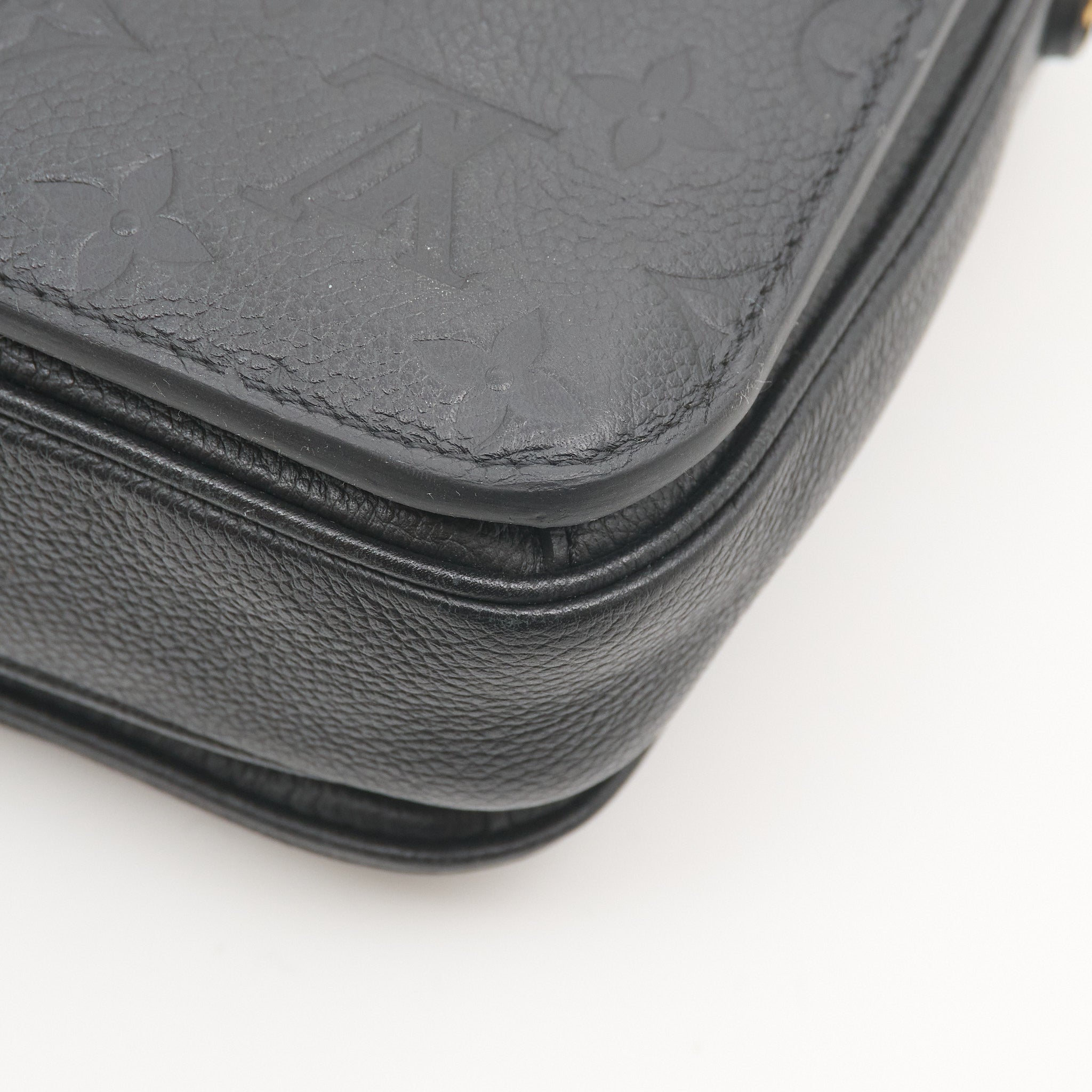 Louis Vuitton Pochette Metis Black Empreinte Leather Bag