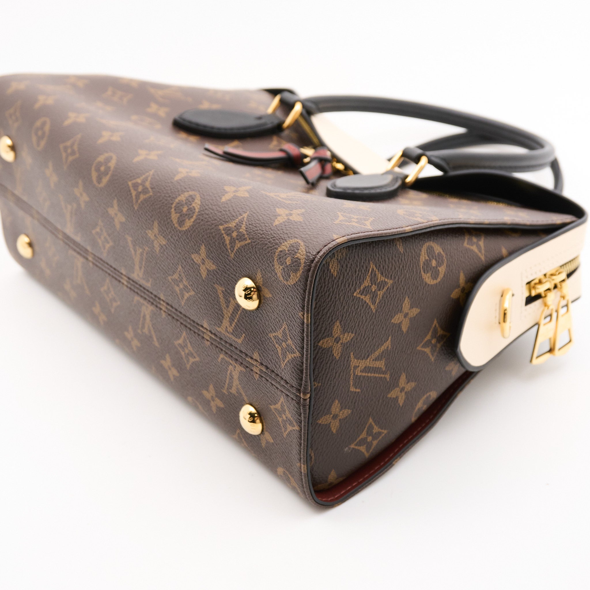 Louis Vuitton Monogram Tuileries Creme Bag