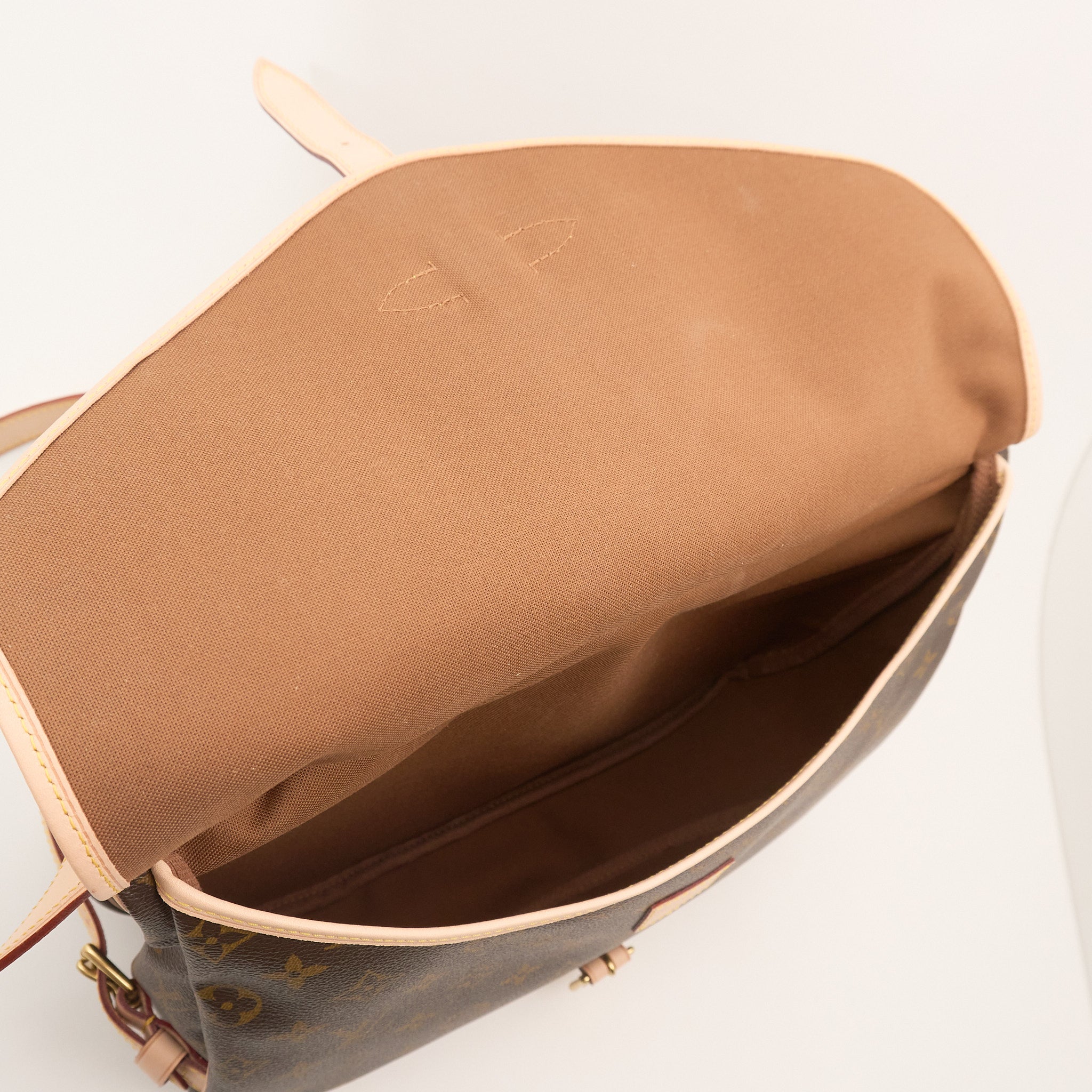 Louis Vuitton Monogram Saumur 30 Messenger Bag