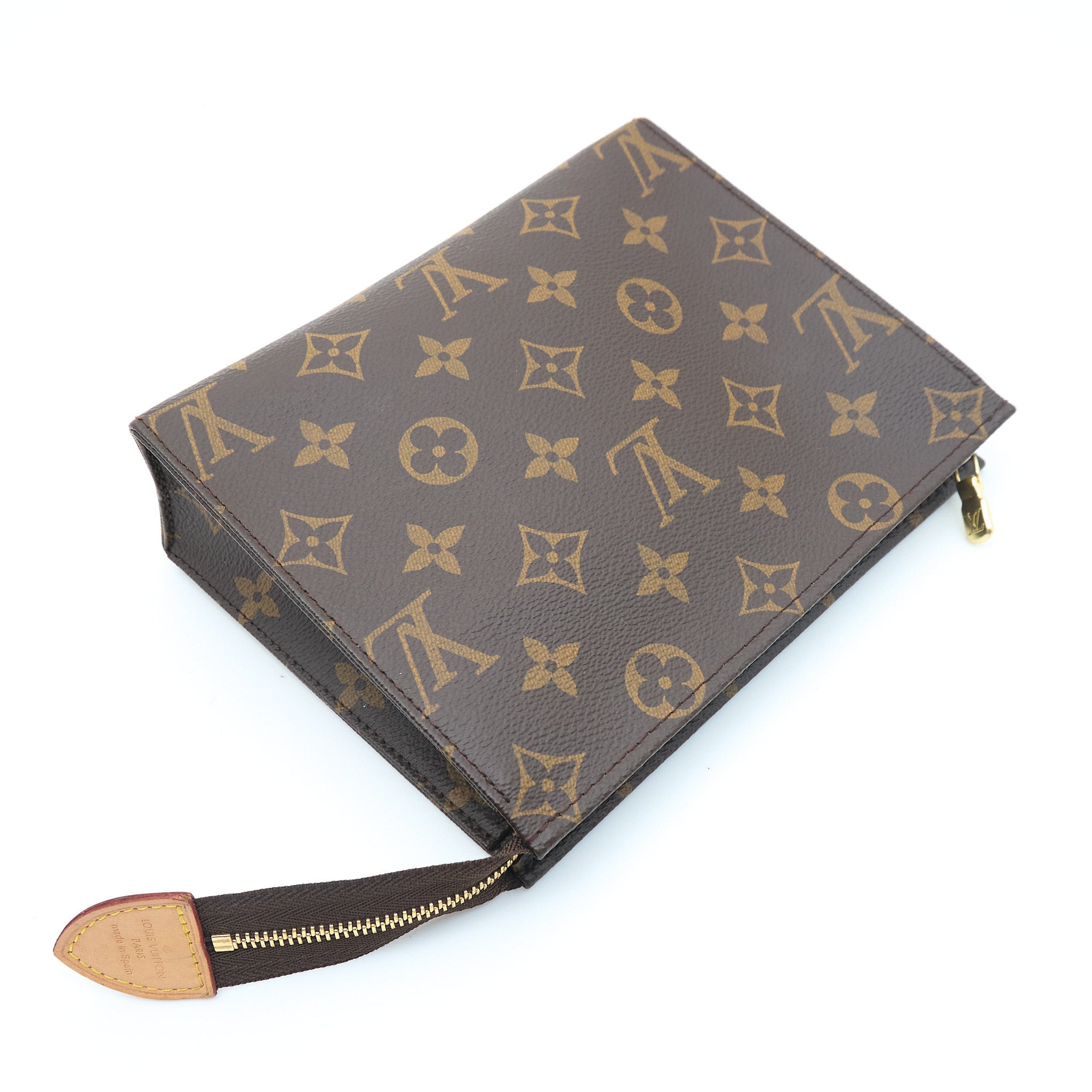 Louis Vuitton Monogram 19 Toiletry Pouch