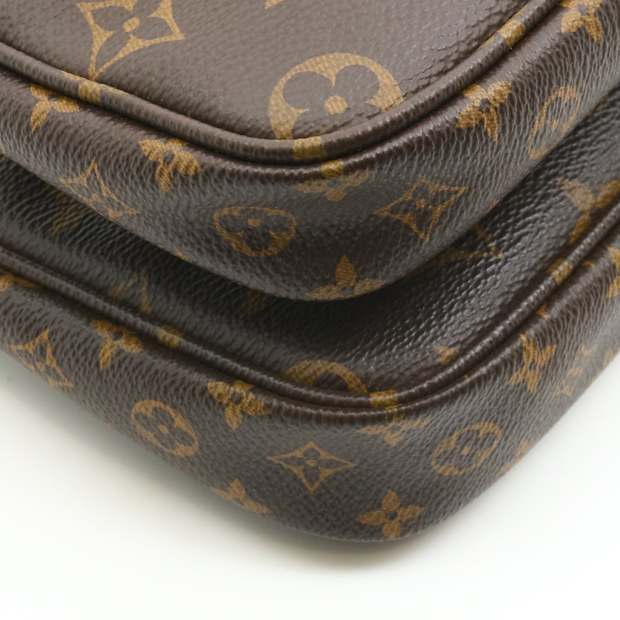 Louis Vuitton Multi Pochette Bag