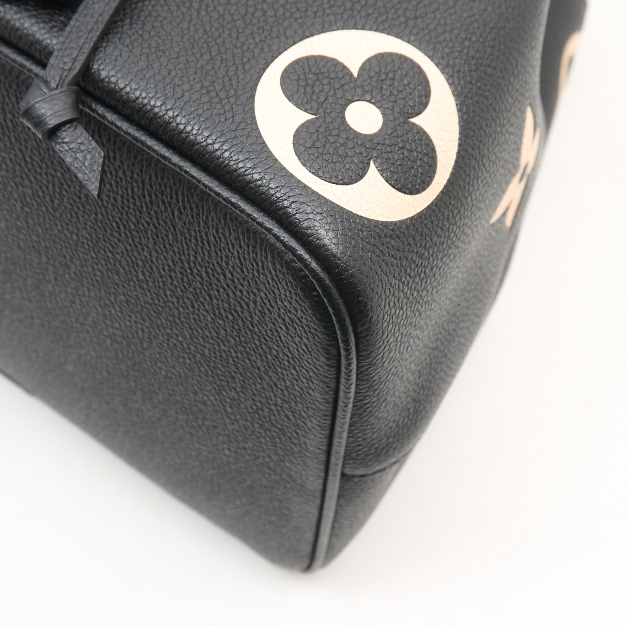 Louis Vuitton Neo Noe MM