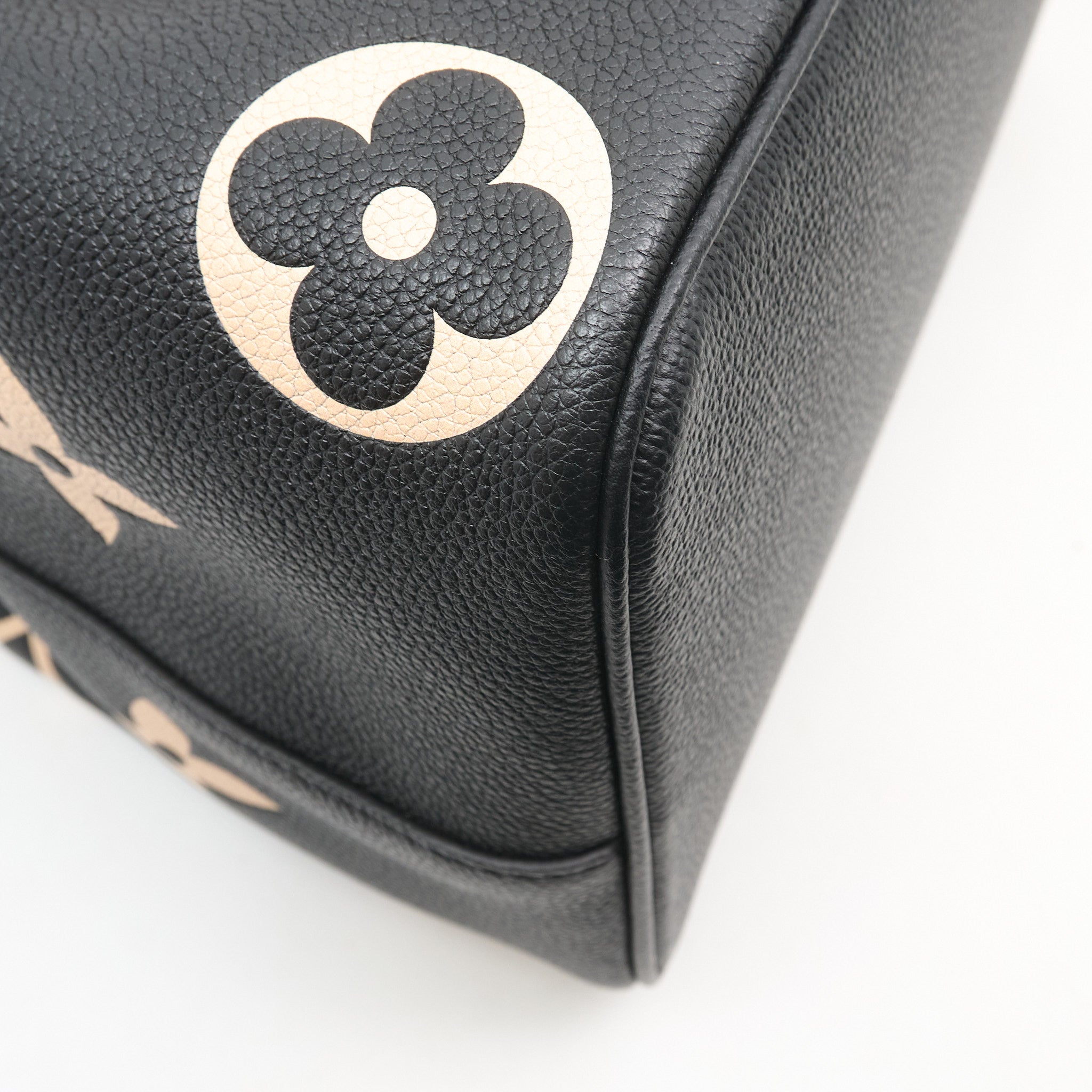 Louis Vuitton Neo Noe MM
