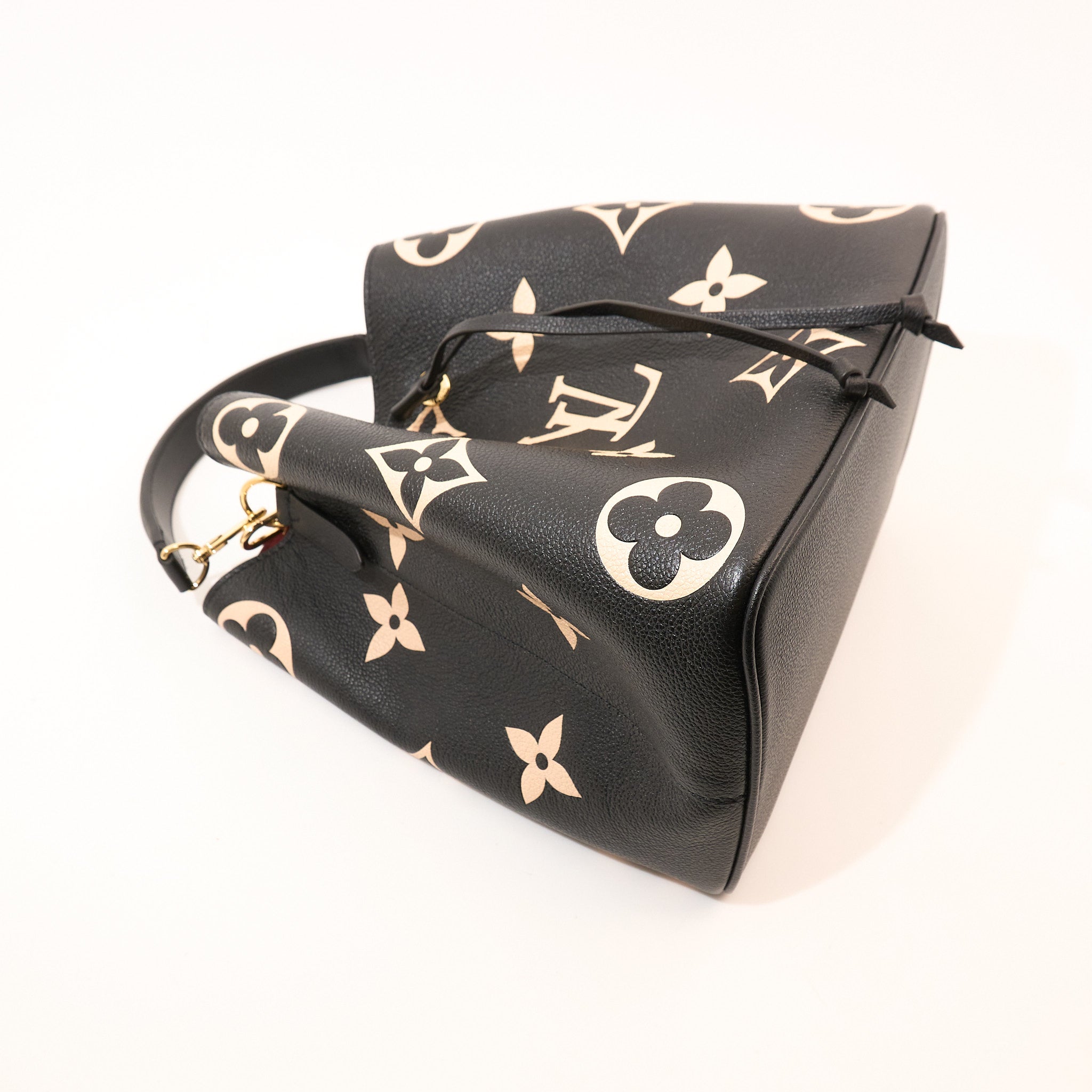 Louis Vuitton Neo Noe MM