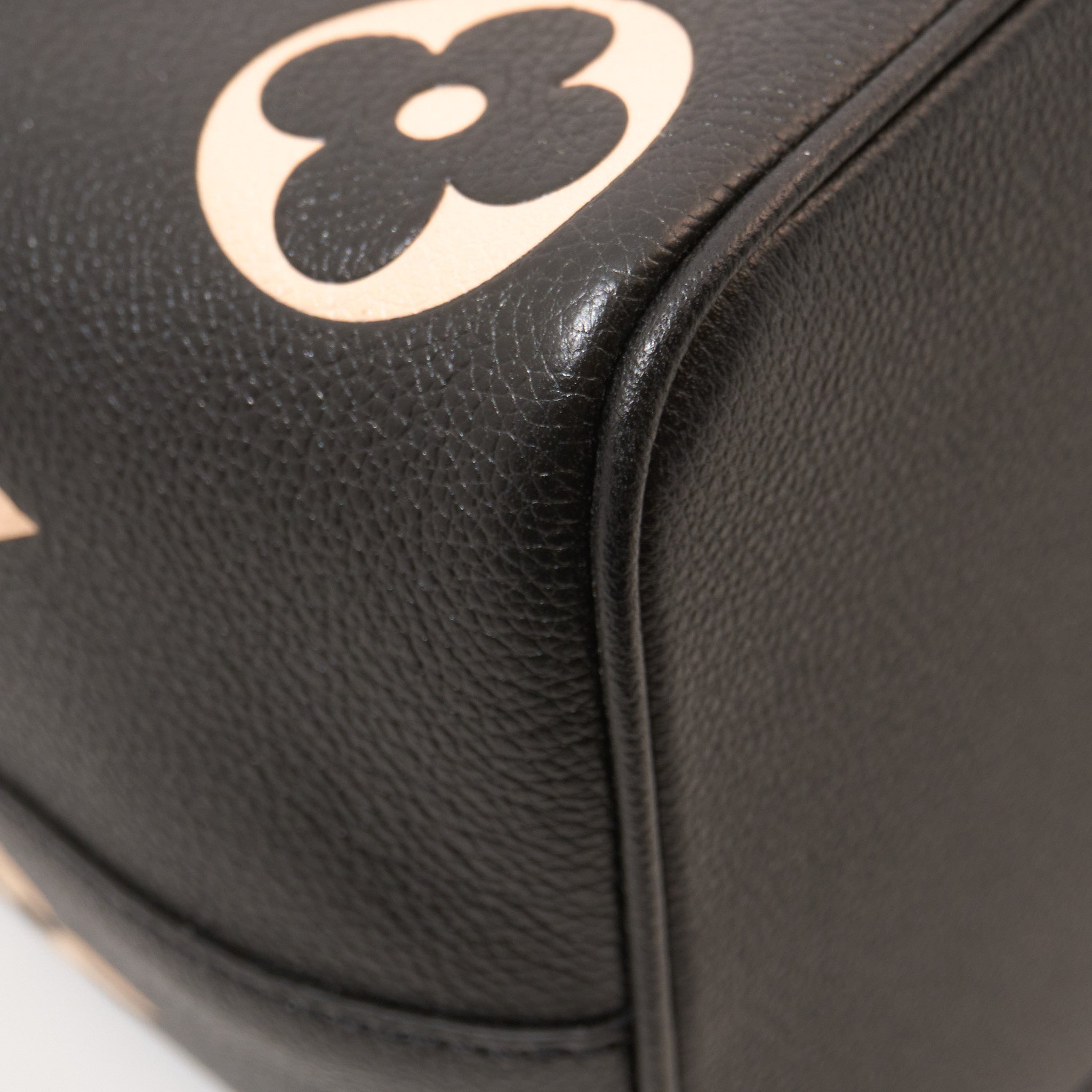 Louis Vuitton Neo Noe MM