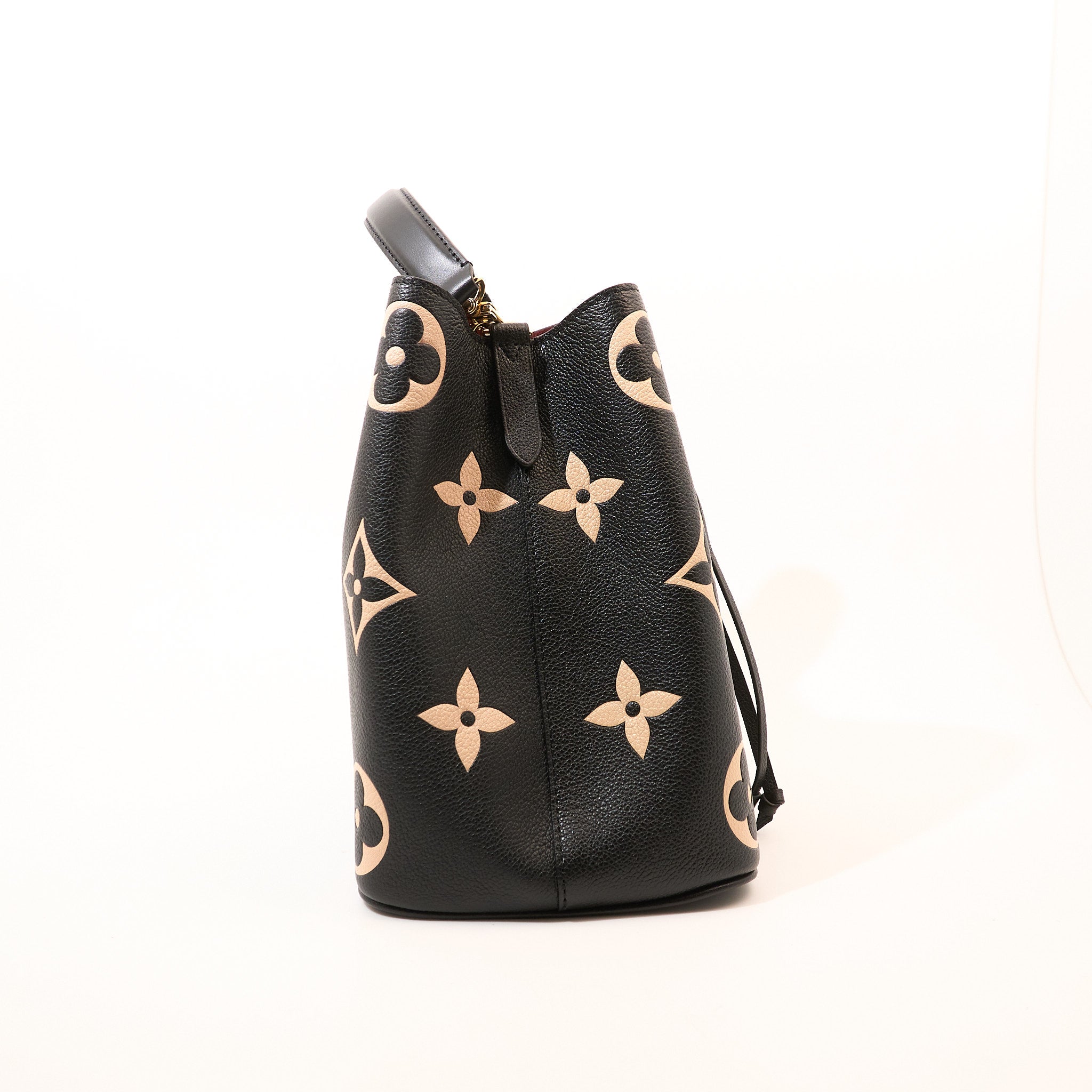 Louis Vuitton Neo Noe MM