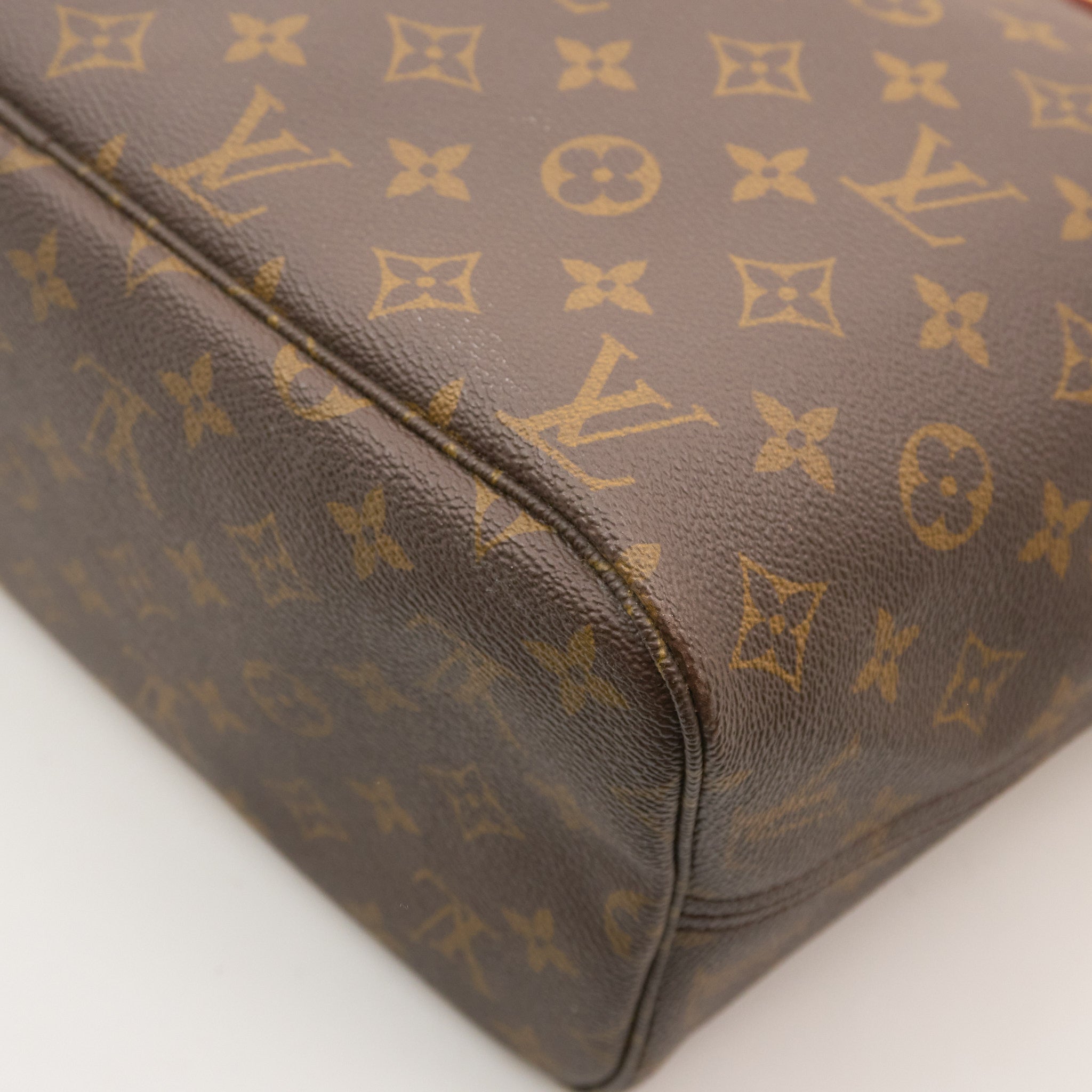 Louis Vuitton Monogram Neverfull MM Bag