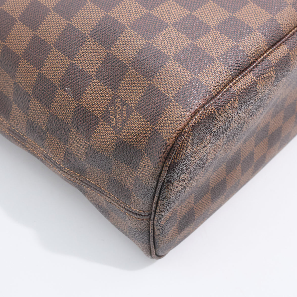 Louis Vuitton Damier Ebene Neverfull MM