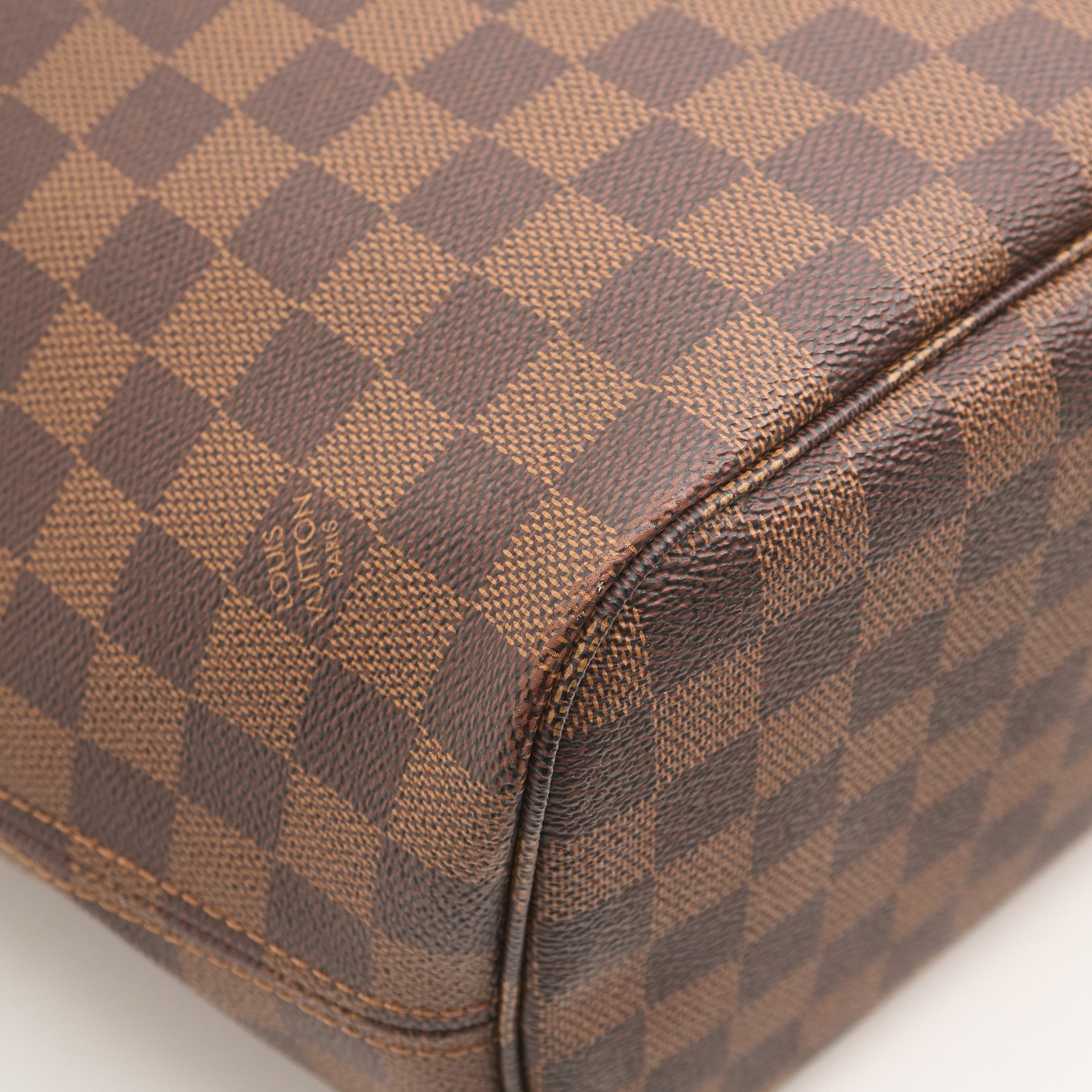 Louis Vuitton Damier Ebene Neverfull MM
