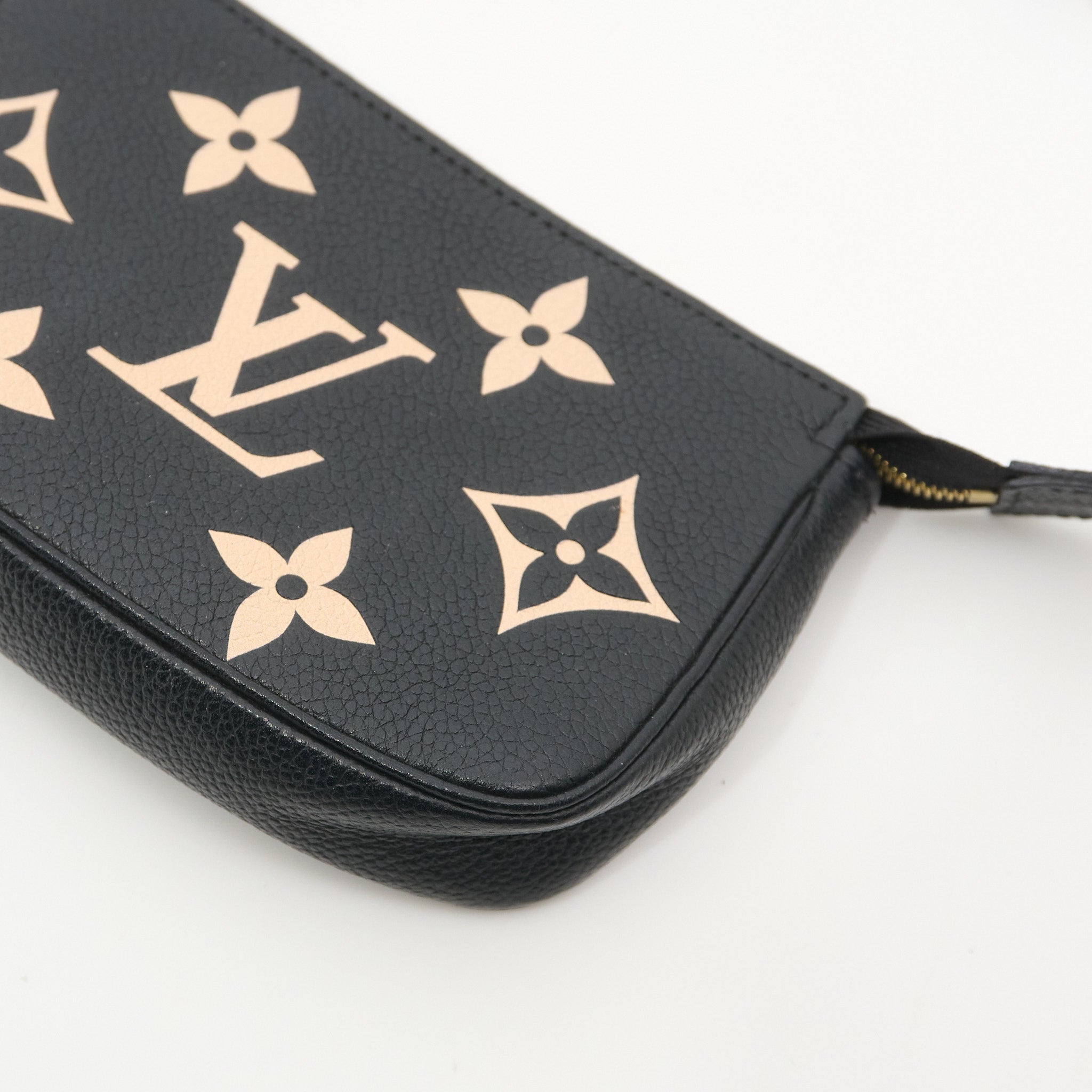 Louis Vuitton Mini Pochette Accessories