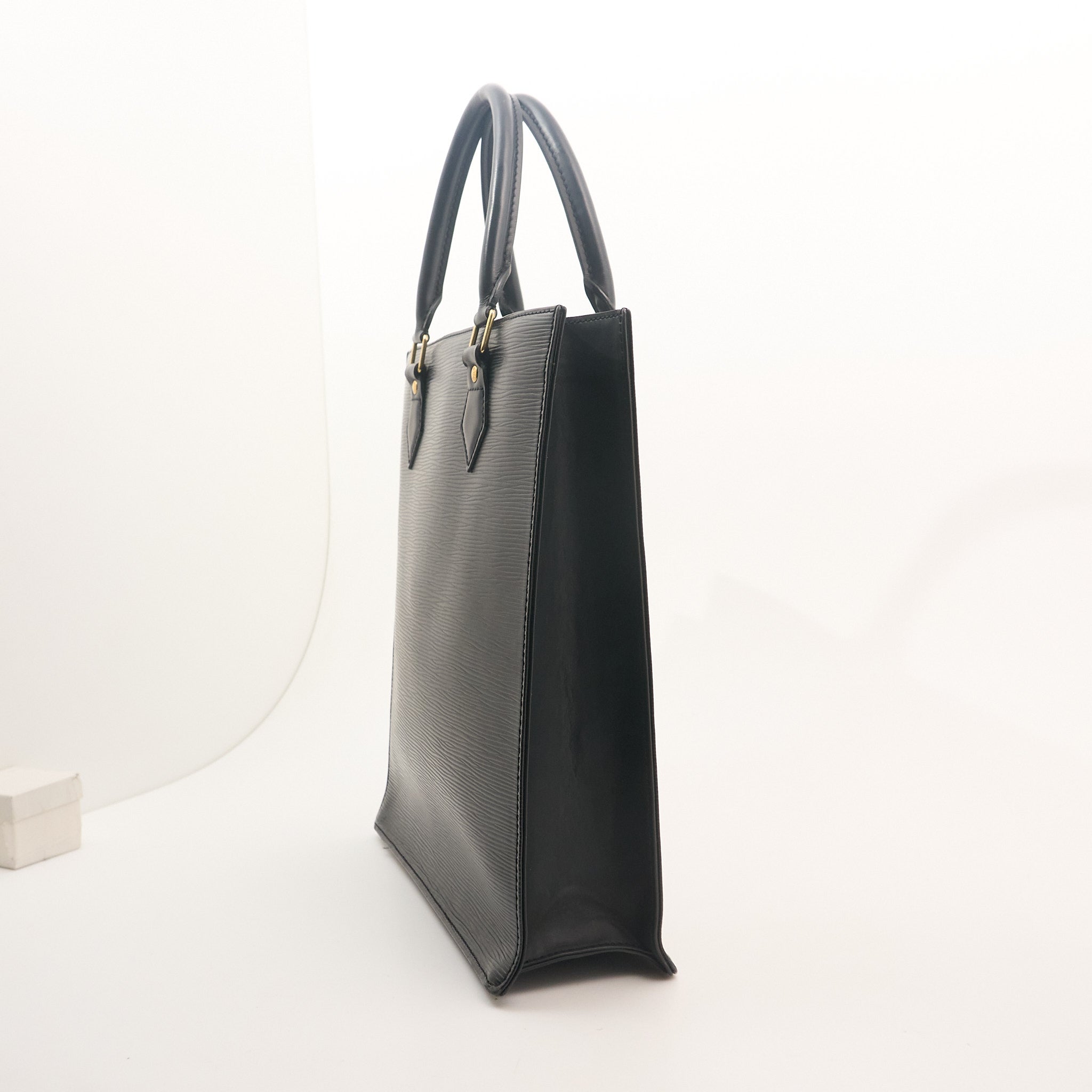 Louis Vuitton EPI Leather Sac Plat Black Tote