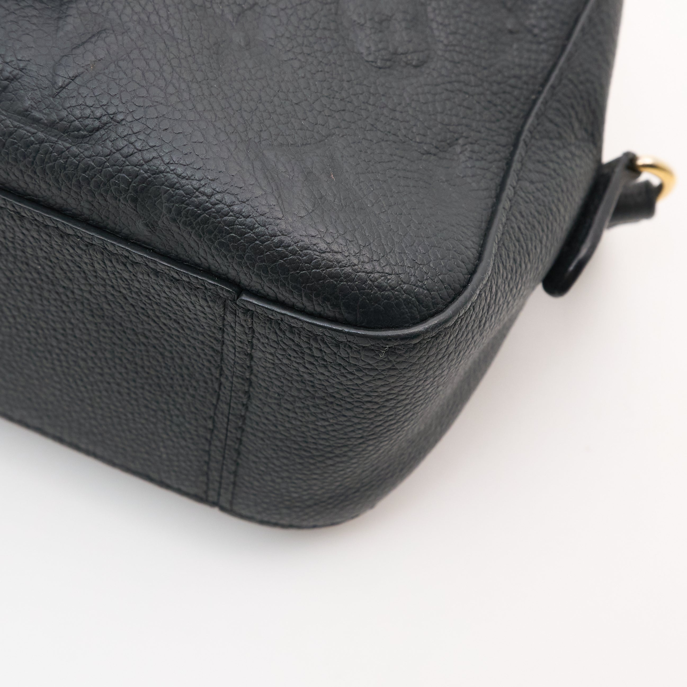 Louis Vuitton Saintonge Black Bag