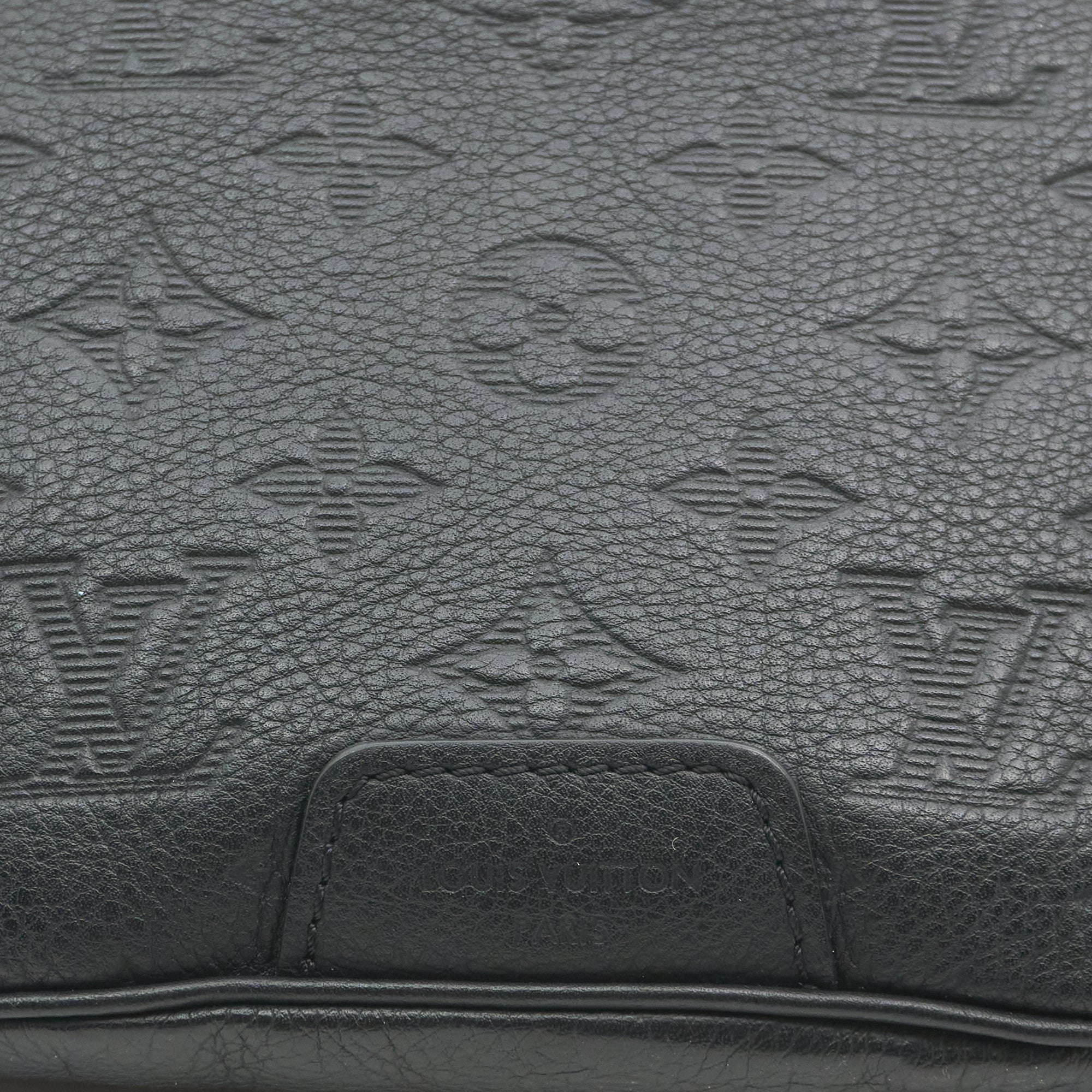 Louis Vuitton Discovery Bumbag in Monogram Shadow Leather