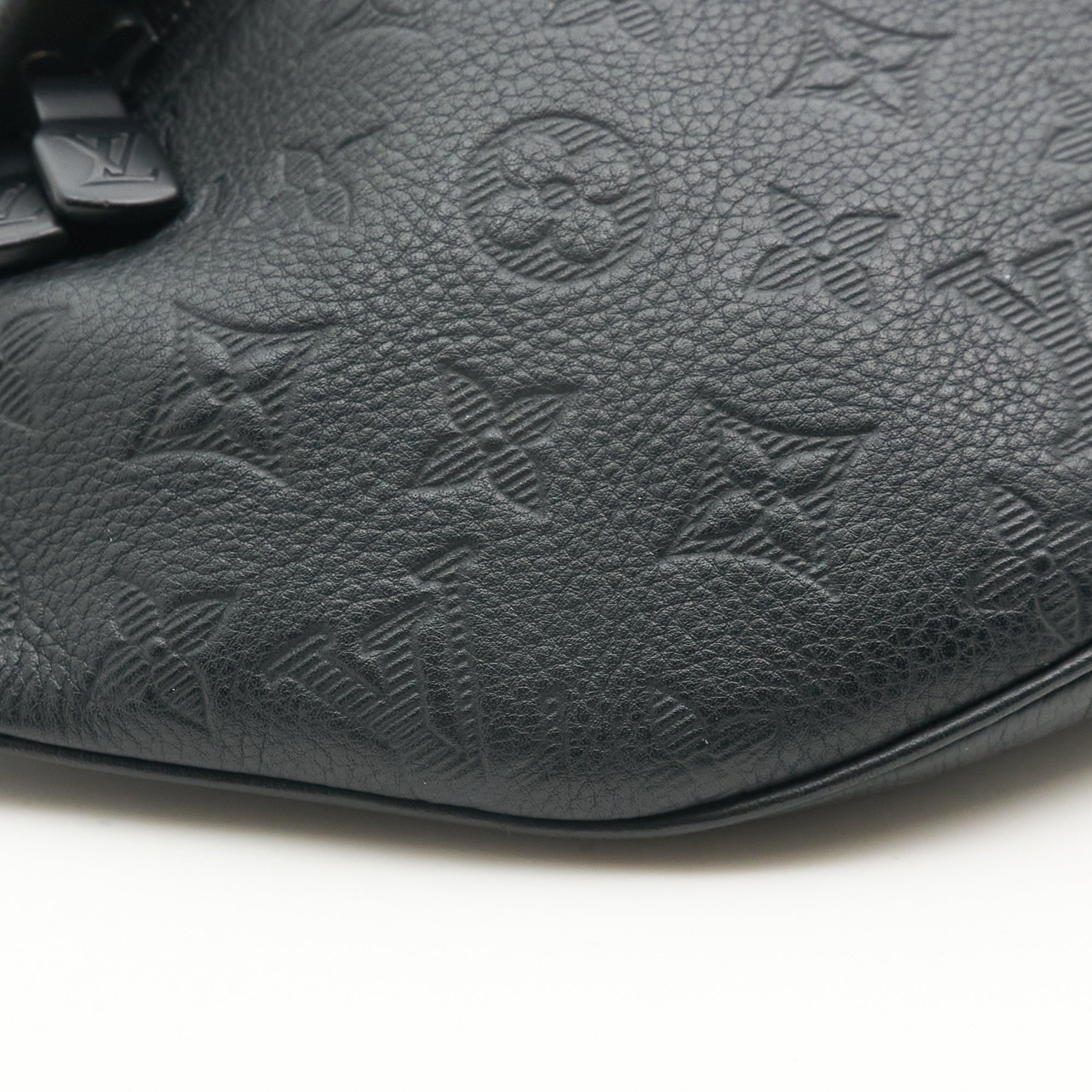 Louis Vuitton Discovery Bumbag in Monogram Shadow Leather