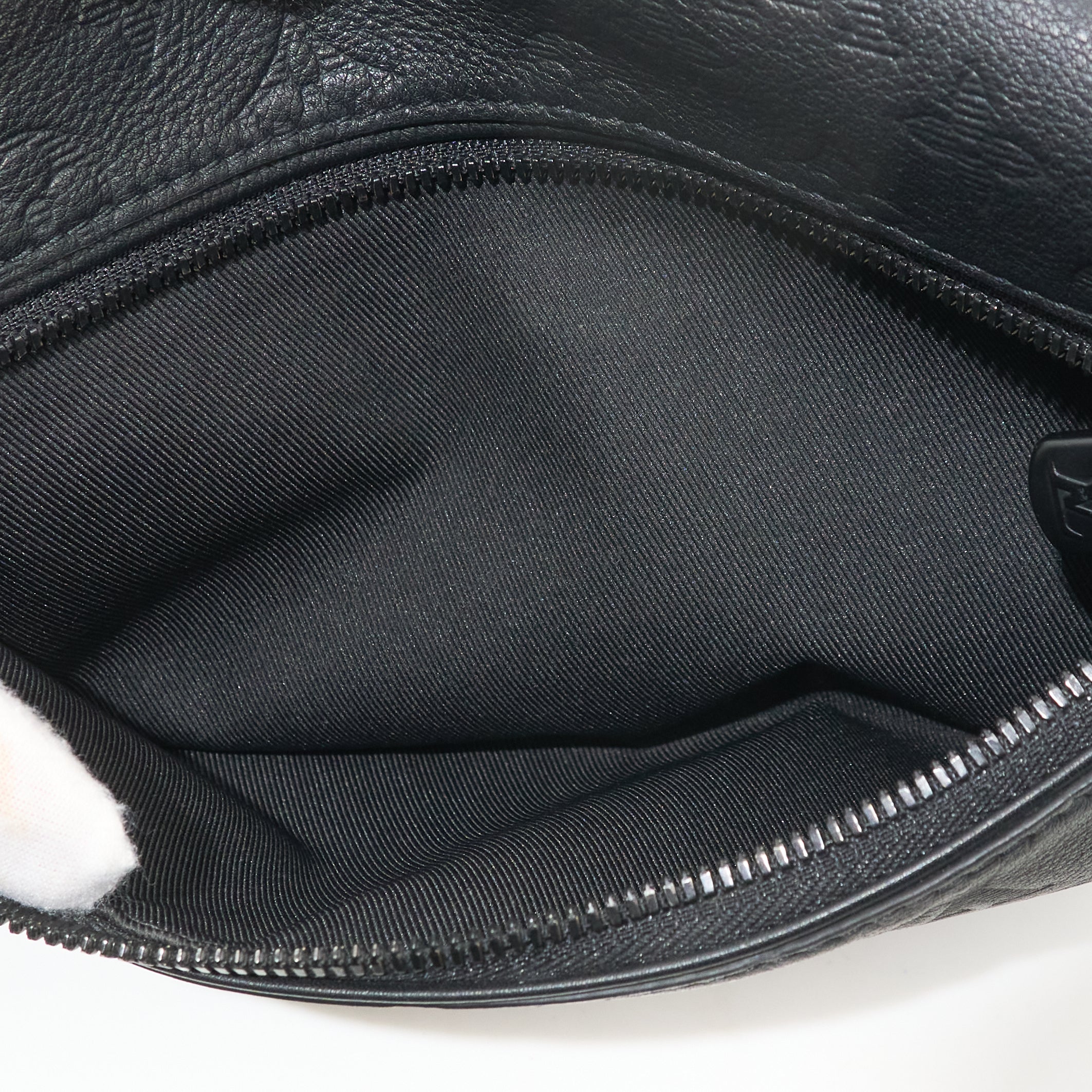 Louis Vuitton Discovery Bumbag in Monogram Shadow Leather