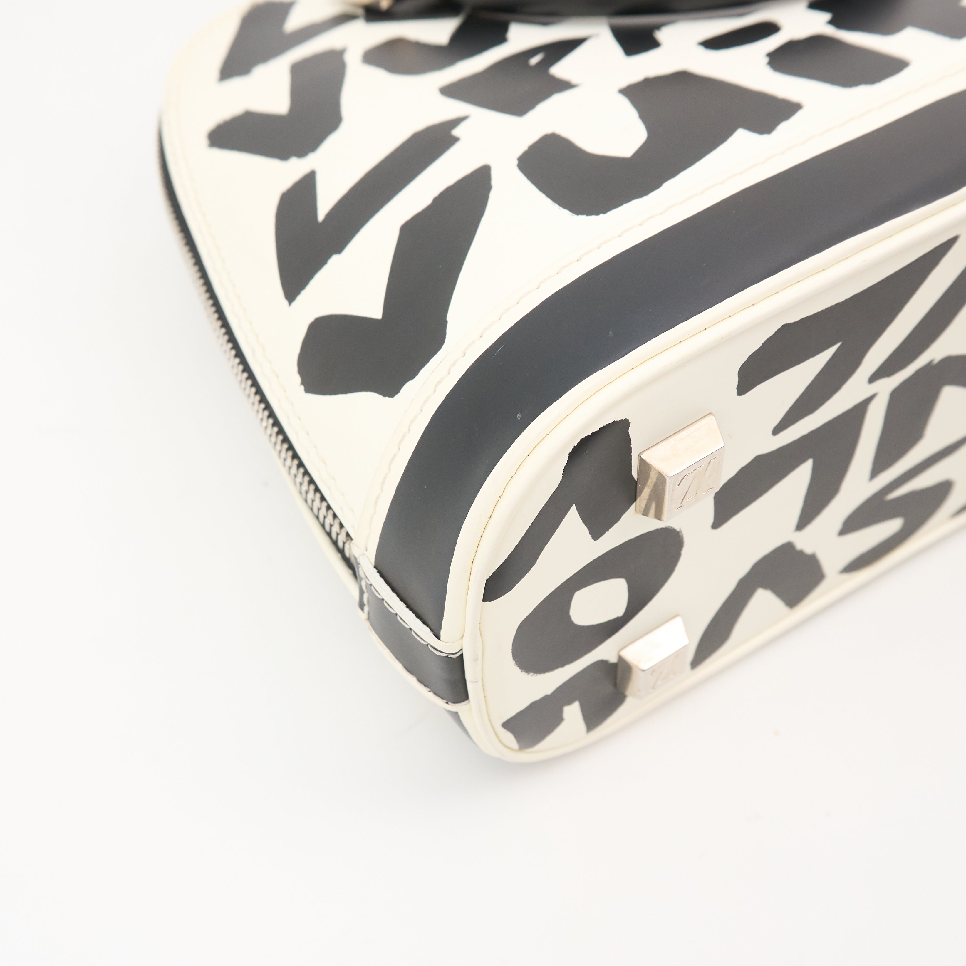 Louis Vuitton Alma MM Stephen Sprouse Graffiti
