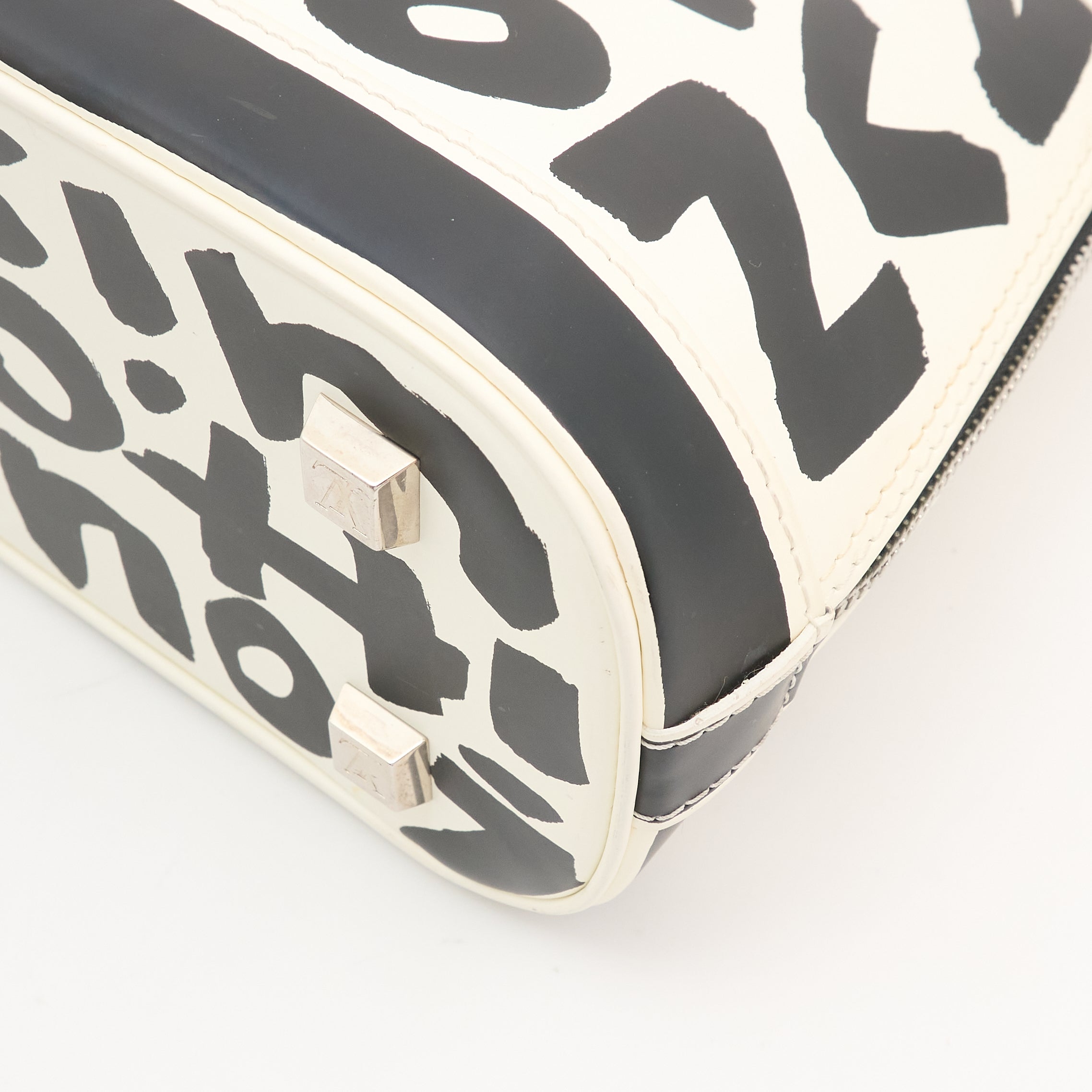 Louis Vuitton Alma MM Stephen Sprouse Graffiti