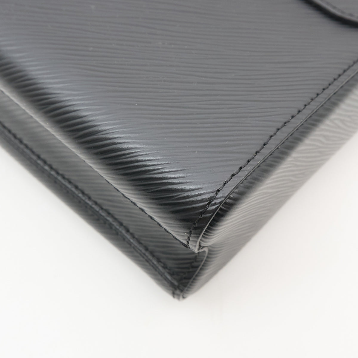 Louis Vuitton Twist MM Black Epi Bag
