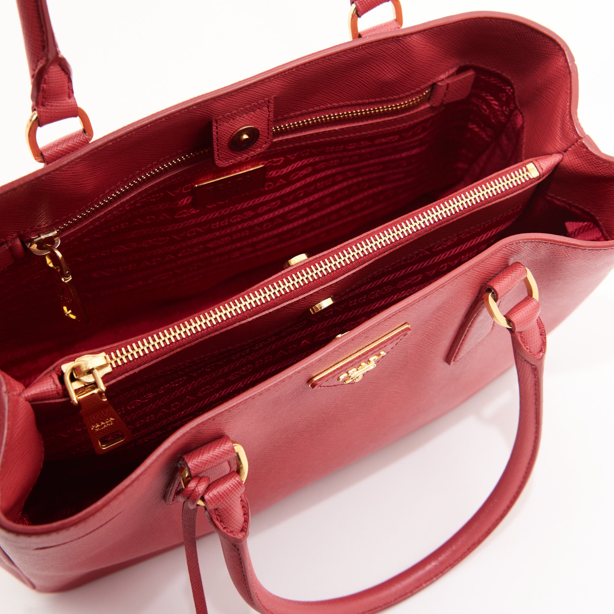 Prada Leather Saffiano Galleria Tote Bag in Red