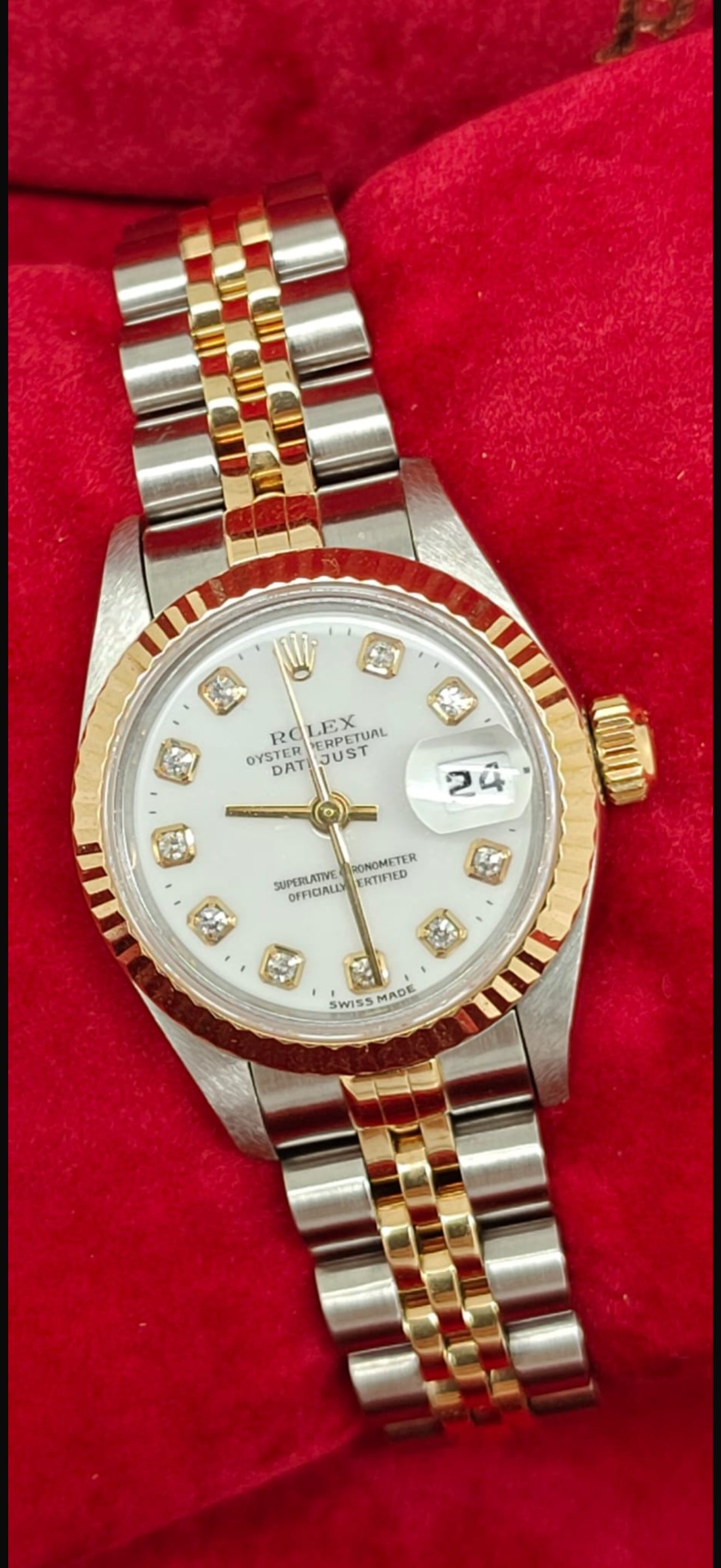 Rolex Datejust 26mm White Diamond Dial 69173