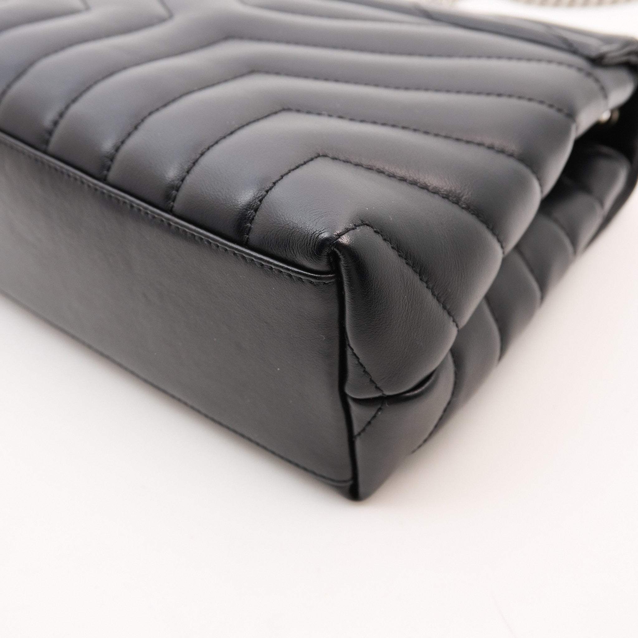 Saint Laurent LouLou Bag Black