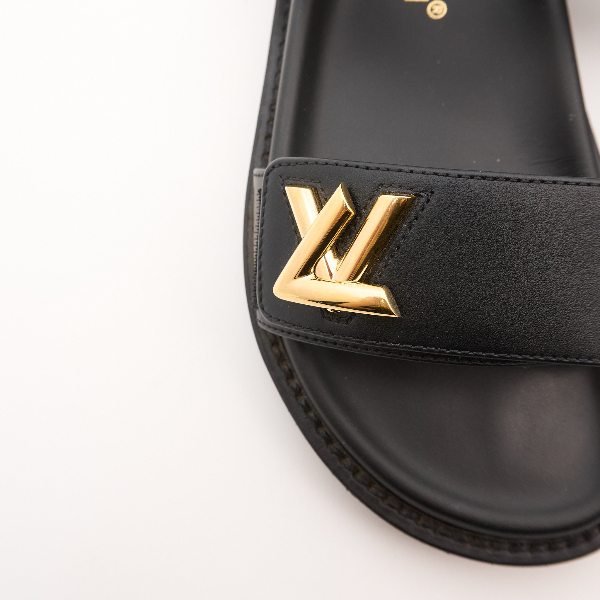 Louis Vuitton Sunset Flat Comfort Sandal Size 36 EU