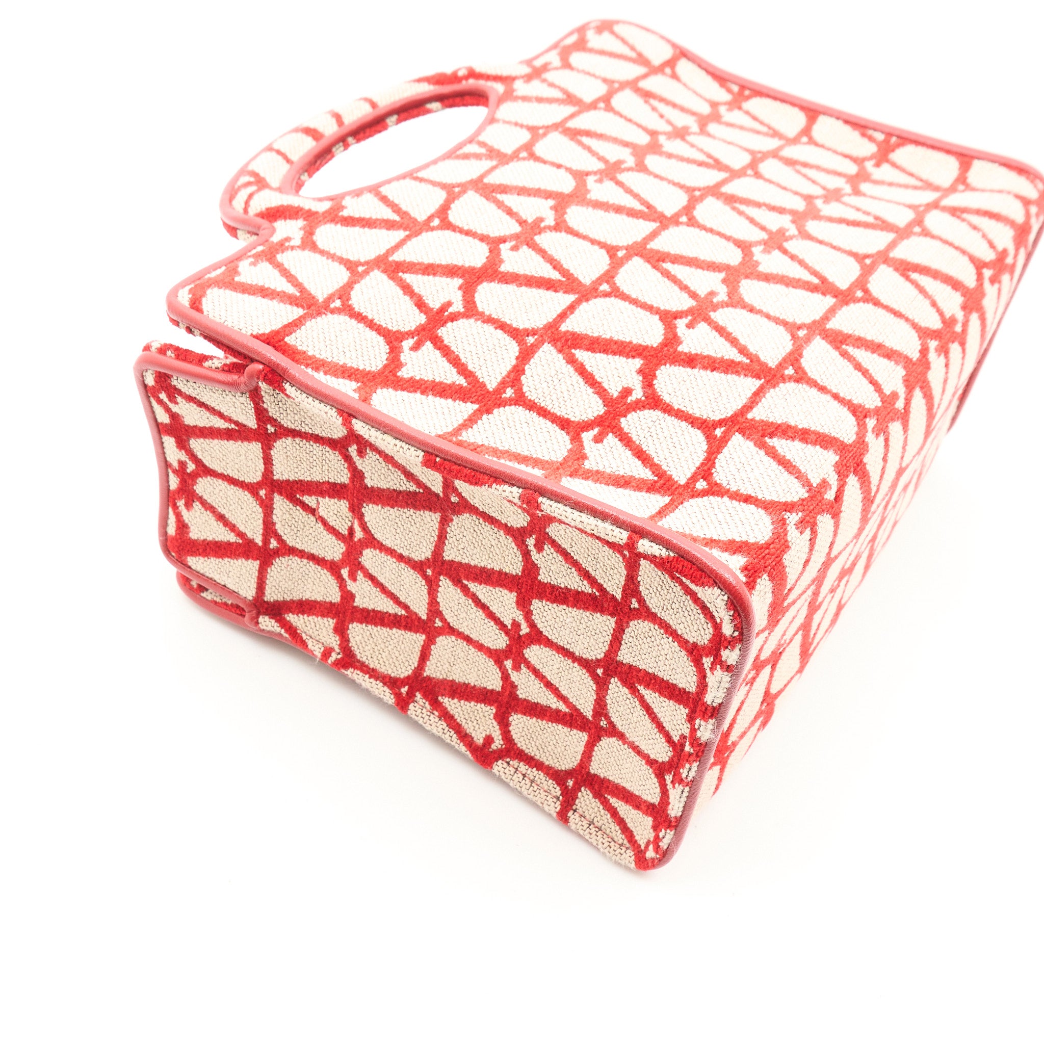 Valentino Garavani Le Troisième Tote