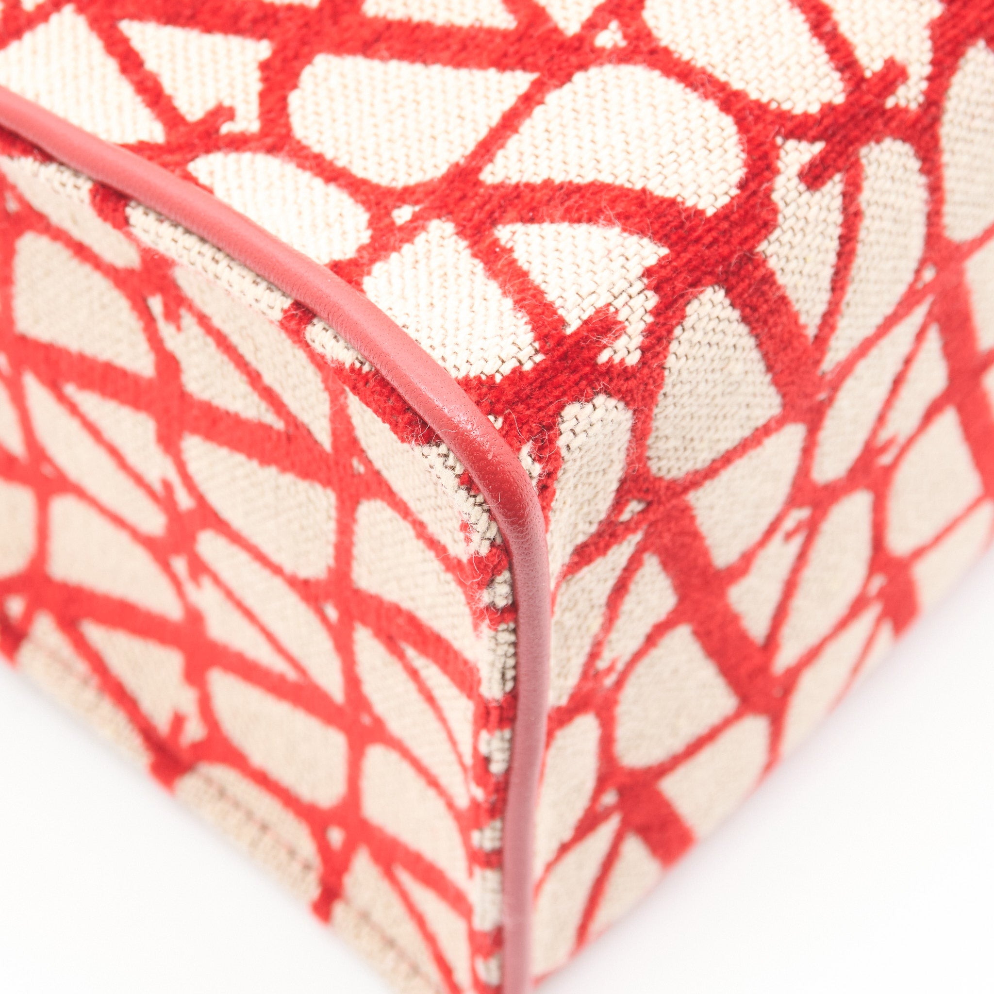 Valentino Garavani Le Troisième Tote