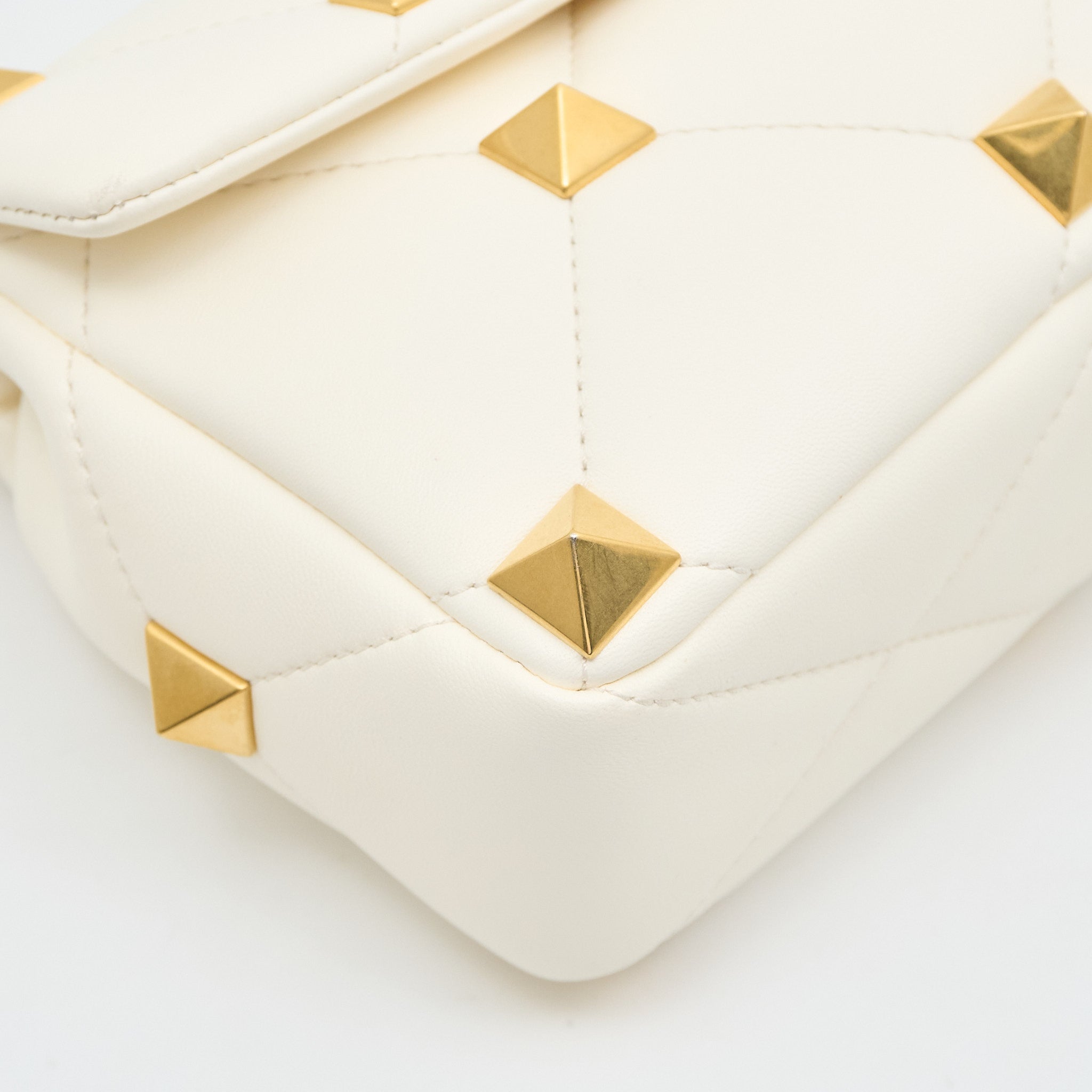 Valentino Garavani Roman Rockstud Bag in White Nappa Leather